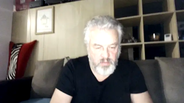 Berg Boy online show from 12-16-25, 08:35