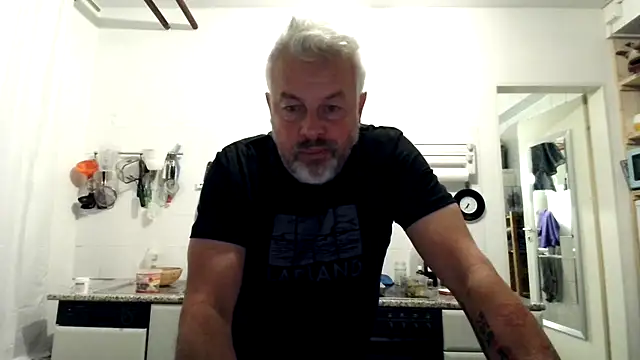 Berg Boy online show from 10-02-25, 04:38