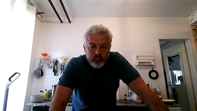 Berg Boy online show from 11-14-25, 07:56