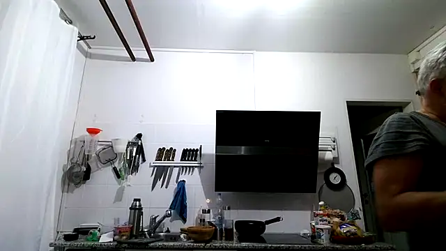 Berg Boy online show from 03-26-26, 06:06