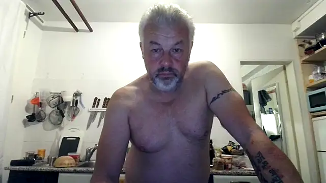 Berg Boy online show from 09-12-25, 03:17