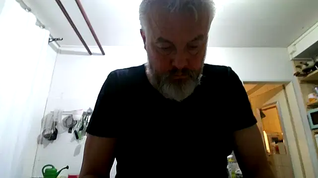 Berg Boy online show from 02-20-26, 06:26