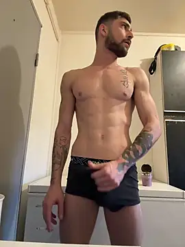 Hugo34bg online show from 02-25-26, 06:35