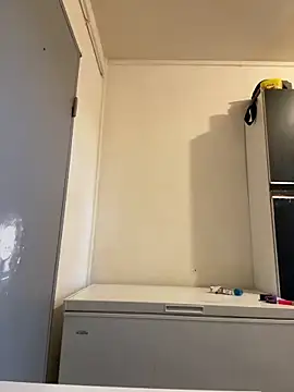 Hugo34bg online show from 04-15-26, 05:13