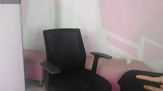 vicky bigboobs babe online show from 04-20-26, 01:24
