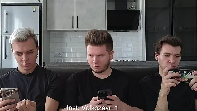 boys sobolisha online show from 10-10-25, 01:01