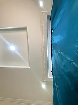 Snapshot of Ivelleee_ chatting on 11-01-25, 10:14 Ivelleee online show from 11-01-25, 10:14