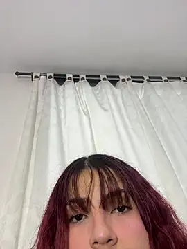 Ivelleee  online show from 02-22-26, 09:27