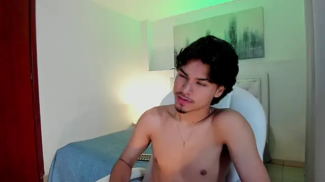 MathewAdams online show from 11-26-25, 01:44