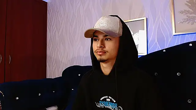 MathewAdams online show from 11-14-25, 06:33