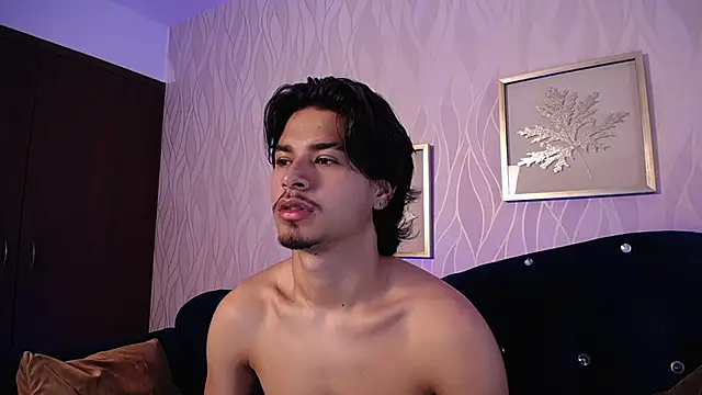 MathewAdams online show from 12-20-25, 01:25