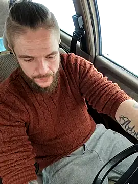 LucysSluttyHubby online show from 01-15-26, 10:07