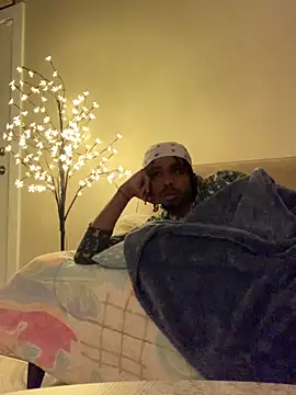 Snapshot of anthonyroth chatting on 02-18-26, 08:33 anthonyroth online show from 02-18-26, 08:33