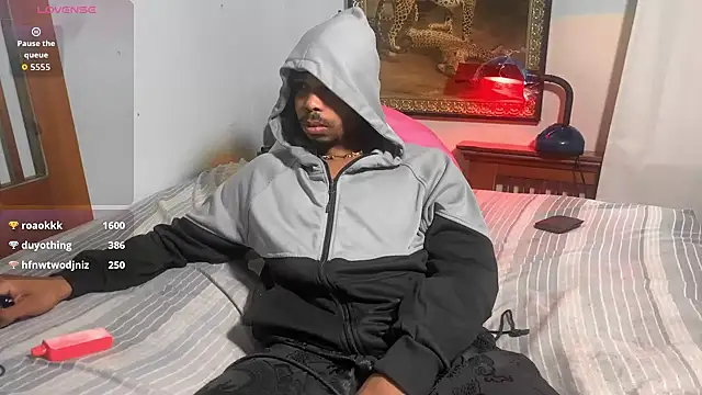 Snapshot of anthonyroth chatting on 02-03-26, 07:13 anthonyroth online show from 02-03-26, 07:13