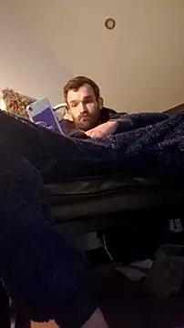 Snapshot of LKC94 chatting on 10-12-25, 04:58 LKC94 online show from 10-12-25, 04:58