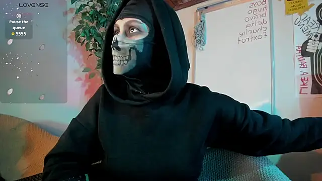 cos operator online show from 10-28-25, 07:57