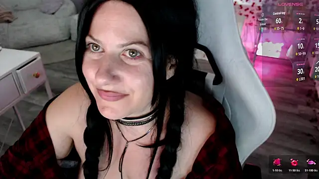 Snapshot of BellaStar84 chatting on 07-08-26, 06:14 BellaStar84 online show from 07-08-26, 06:14