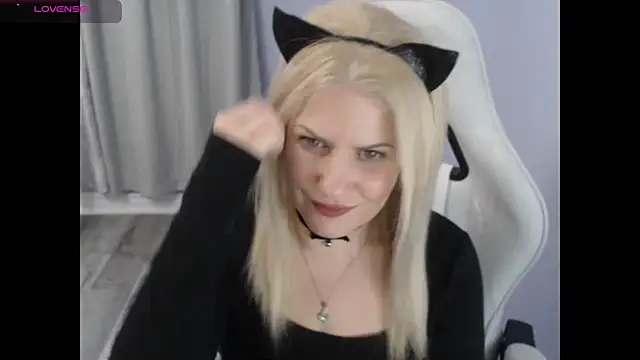 BellaStar84 online show from 10-28-25, 12:48