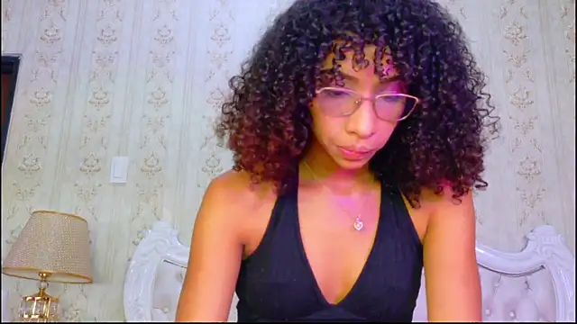 Snapshot of CamilaJohnston chatting on 06-27-26, 12:22 CamilaJohnston online show from 06-27-26, 12:22