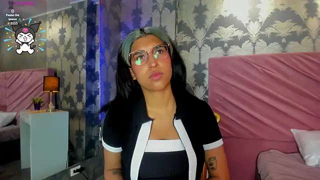 Karin Ks online show from 11-25-25, 07:36