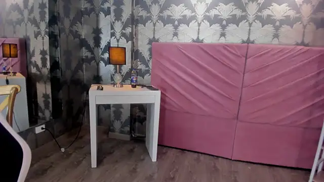 Karin Ks online show from 09-26-25, 07:21