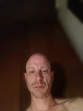 Snapshot of svenpfeifer chatting on 06-30-26, 11:49 svenpfeifer online show from 06-30-26, 11:49