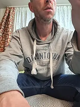 svenpfeifer online show from 12-20-25, 02:42