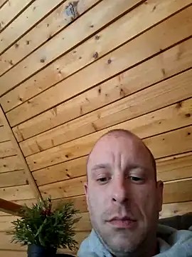 Snapshot of svenpfeifer chatting on 03-11-25, 02:18 svenpfeifer online show from 03-11-25, 02:18