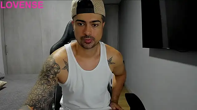 Dante Storm online show from 09-15-25, 03:23