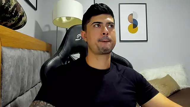 Dante Storm online show from 12-20-25, 01:41