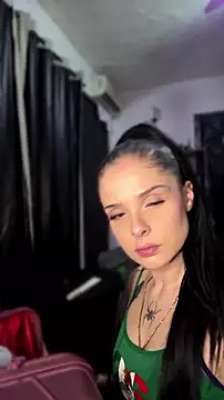 Snapshot of LoganPeny chatting on 07-16-26, 04:53 LoganPeny online show from 07-16-26, 04:53