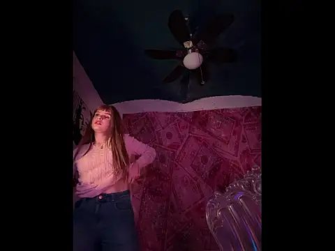 LoganPeny online show from 01-18-26, 06:06