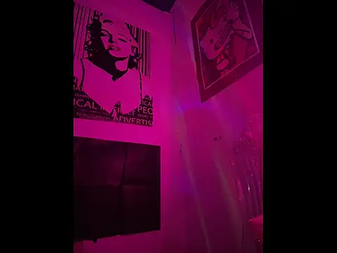 LoganPeny online show from 03-31-26, 04:47