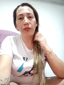 melany-92xxx online show from 02-04-26, 04:07