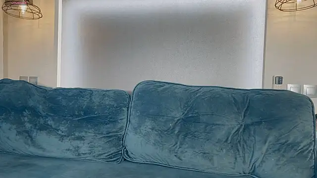 bunnyclide  online show from 10-23-25, 03:38