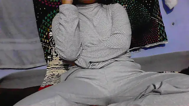 LAYLA 600 online show from 11-21-25, 11:20