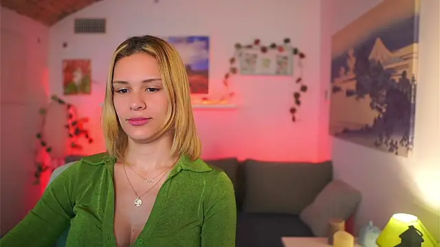 Snapshot of Aria_Blonde chatting on 03-22-25, 02:14 Aria Blonde online show from 03-22-25, 02:14
