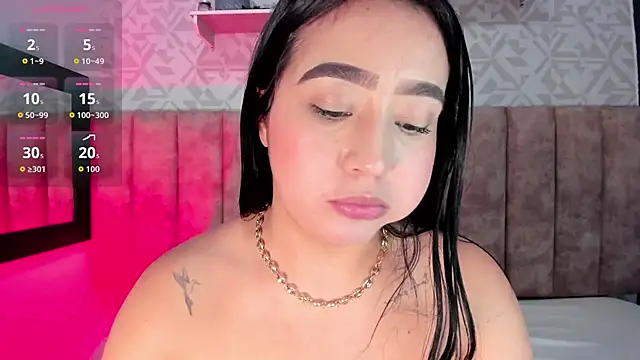 Snapshot of MelinaCruz chatting on 09-26-25, 04:19 MelinaCruz online show from 09-26-25, 04:19