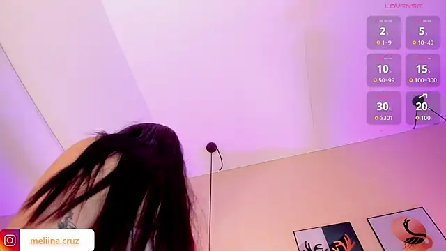 Snapshot of MelinaCruz chatting on 05-19-26, 10:28 MelinaCruz online show from 05-19-26, 10:28