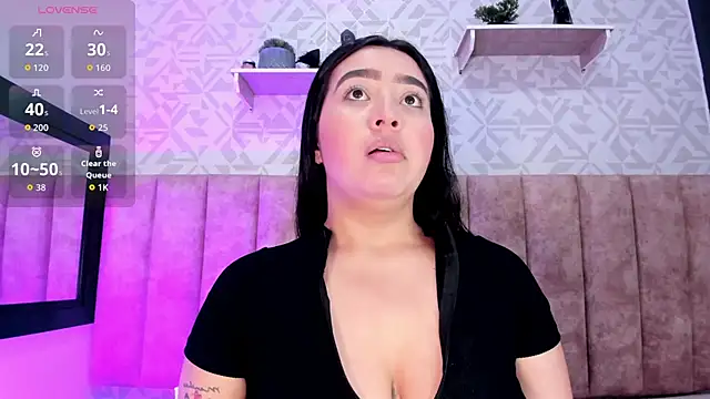 Snapshot of MelinaCruz chatting on 10-04-25, 04:03 MelinaCruz online show from 10-04-25, 04:03