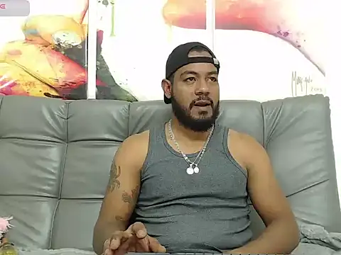 BladeFoxxx1 online show from 10-23-25, 05:39