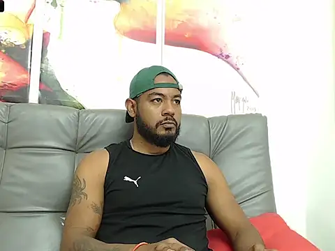 BladeFoxxx1 online show from 10-17-25, 02:04