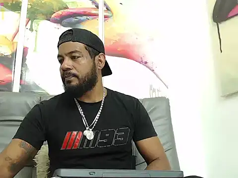 BladeFoxxx1 online show from 11-15-25, 02:32