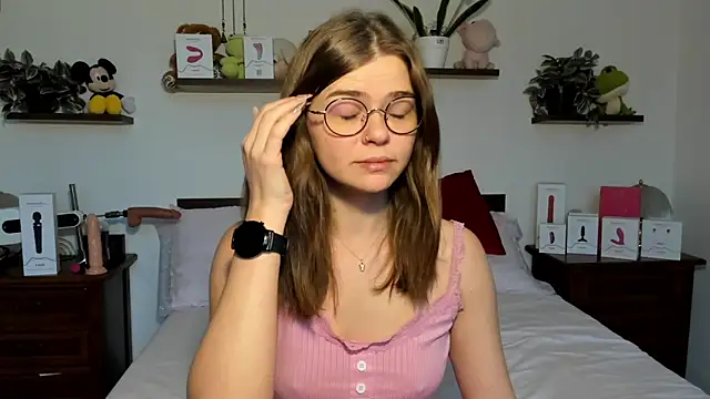 HaleyReedme online show from 02-26-26, 07:41