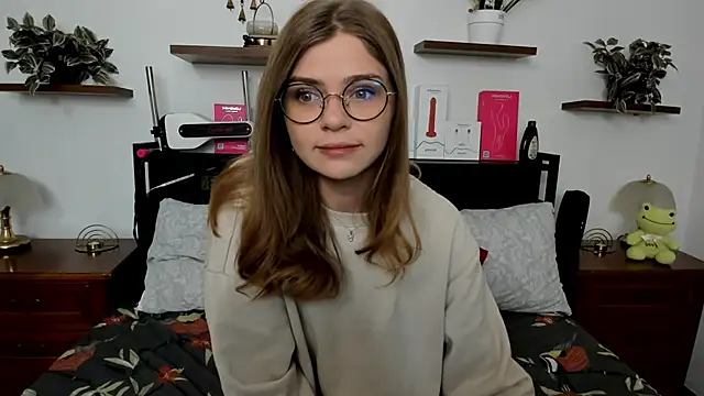 HaleyReedme online show from 05-03-26, 06:51