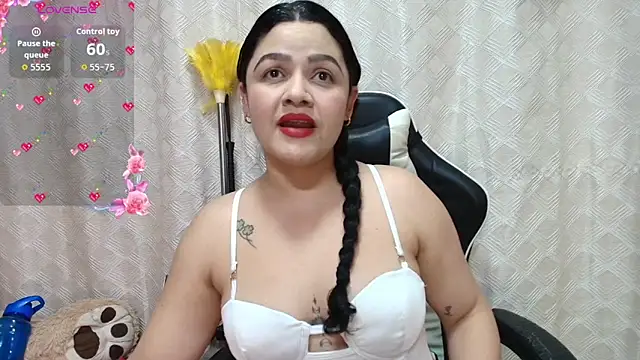 nataliaesmith 24 online show from 12-16-25, 01:43