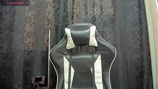 nataliaesmith 24 online show from 03-14-25, 10:05