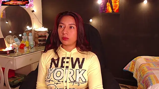 yes0225 online show from 10-11-25, 01:23