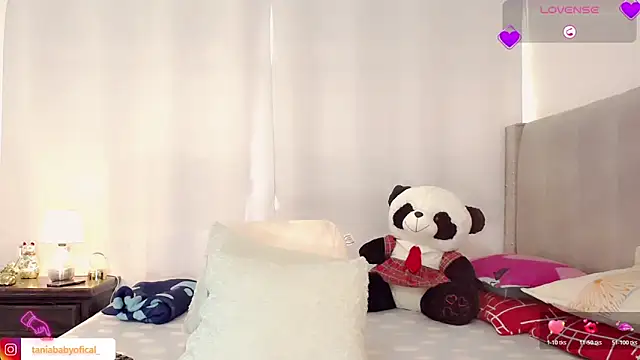 taniababy online show from 04-08-26, 01:23