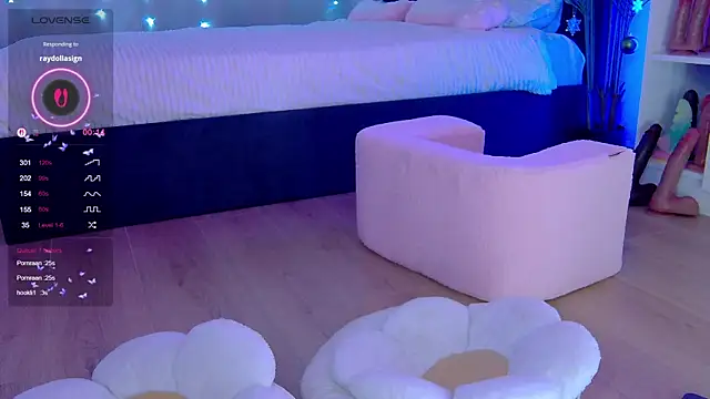 Say luna online show from 12-14-25, 07:41